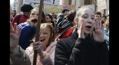 Poland_Teachers_Strike_72336_14970243_ver1.0_640_360