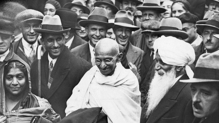 Gandhi Efsanesi: Bir Burjuva Milliyetçisinin Hikayesi – Arzu Görmez