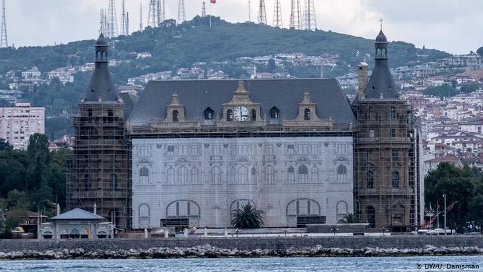 Haydarpaşa Kaderini Beklerken-Emre Güntekin