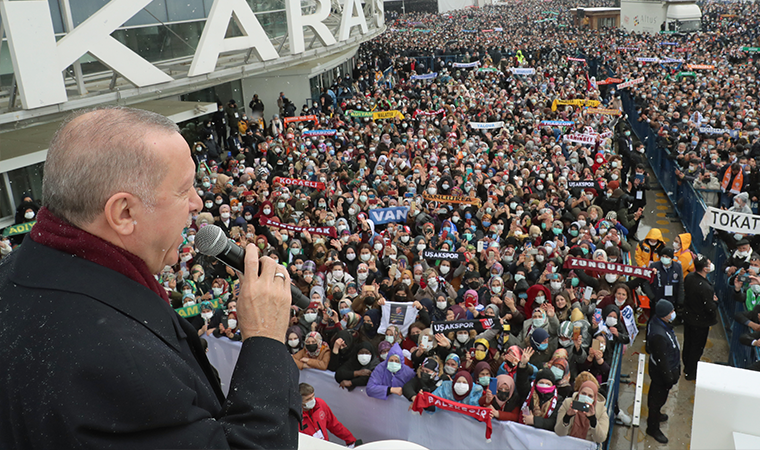 İktidarın “Ustalık” Eseri: Türkiye Salgında Çığla Karşı Karşıya!