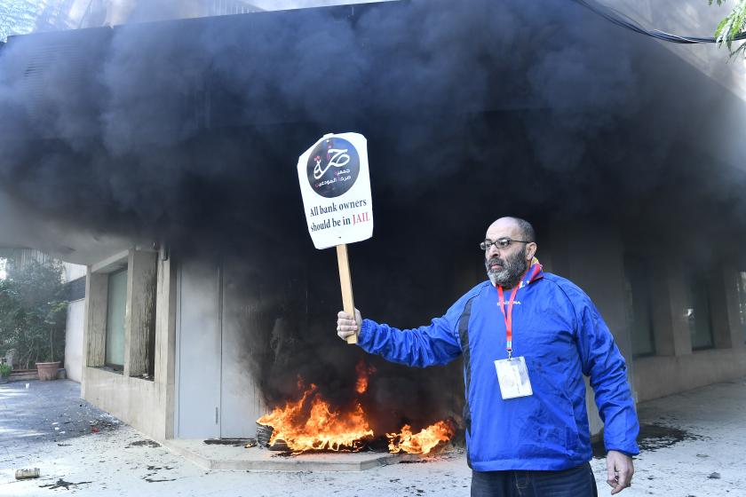 Lübnan Krizde, Protestolar Yeniden Canlanıyor – Atilla Aliyev