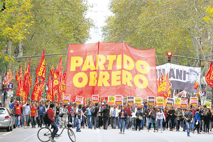 Partido Obrero: 1 Mayıs Sebebiyle Hapsedilen SEP Üyesi Yoldaşlara ve Tüm Tutsaklara Özgürlük!